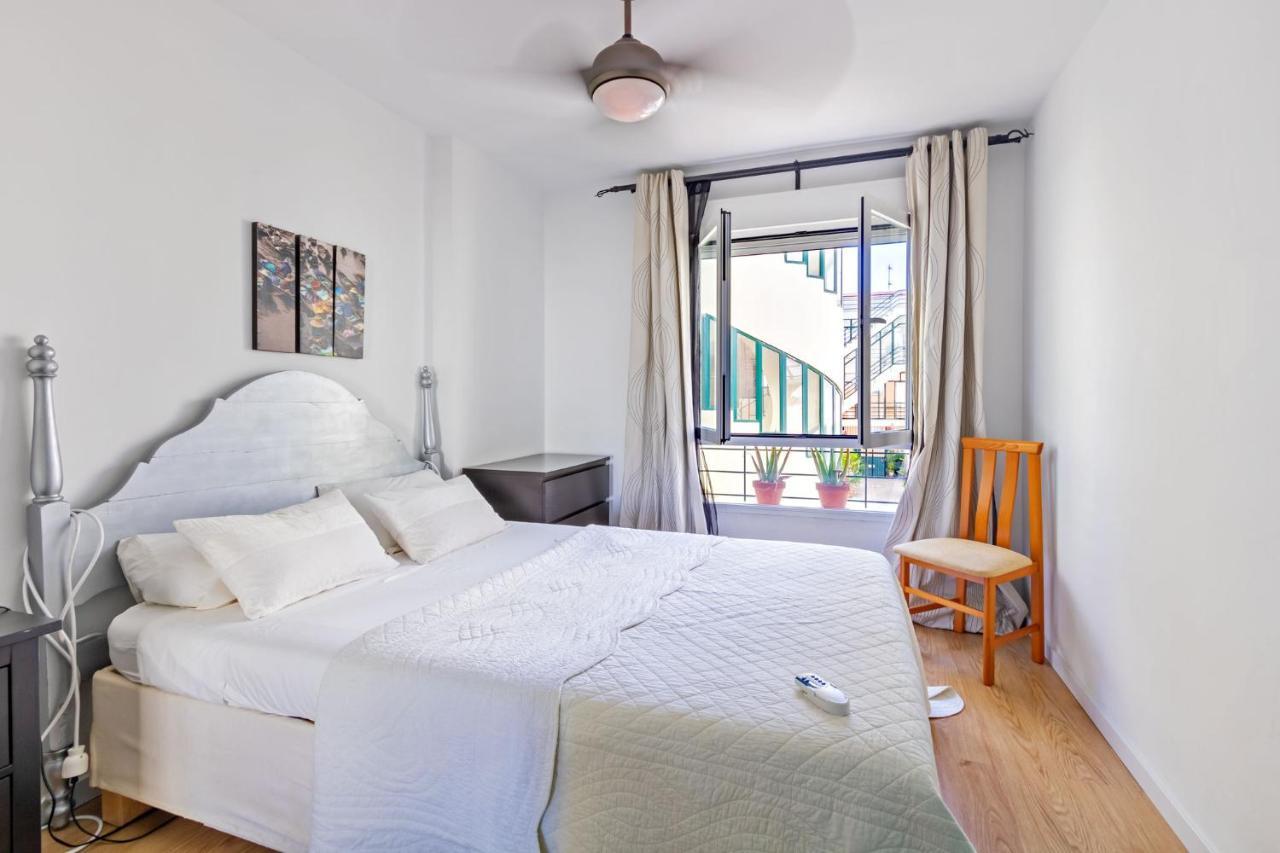 Colours Apartment And Garage Historical Center 4 Pax Sevilha Exterior foto